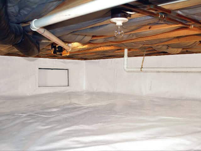 Encapsulation crawl space with a newly replaced crawl space door